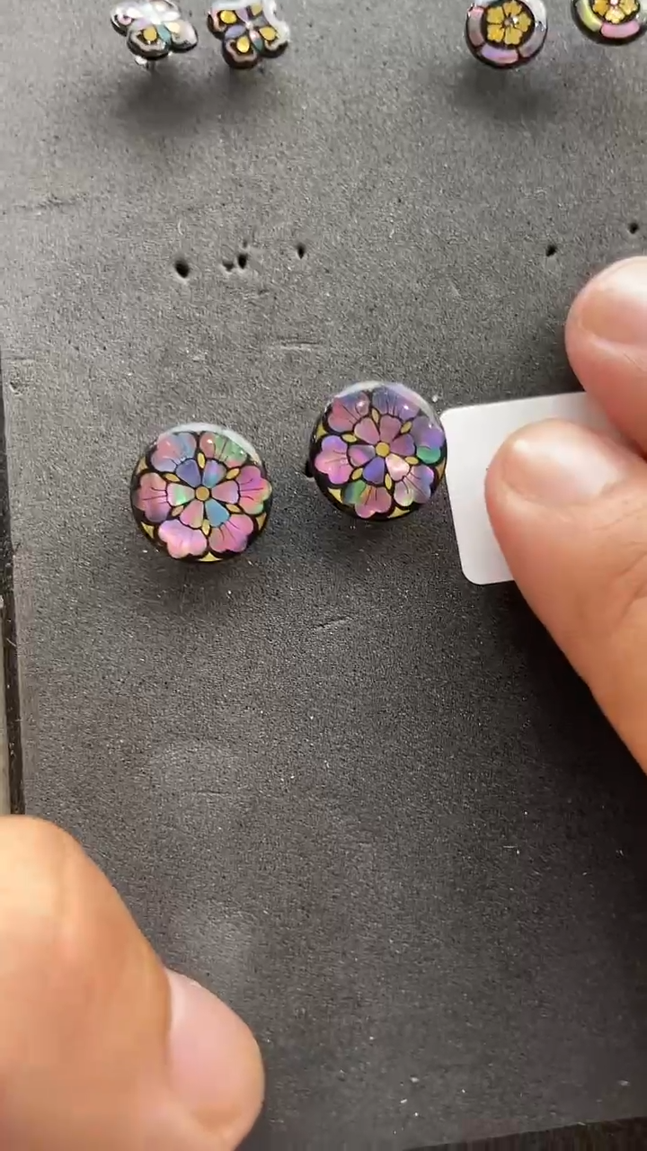 暖*扬州漆器厂点螺大号花形耳钉