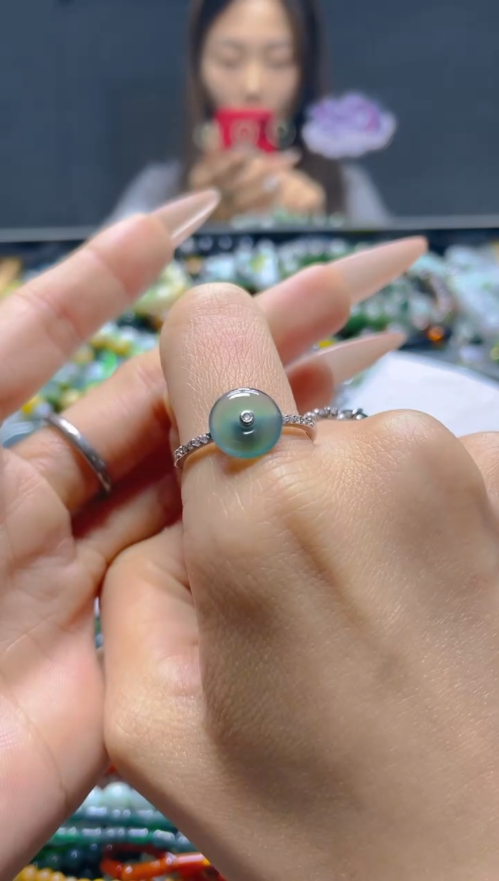 颈饰未镶嵌翡翠/F/翡翠A货，一件也是批发价