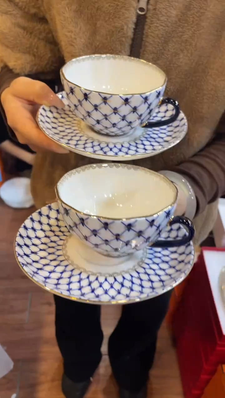 杯鸿辉家品牌瓷器，京东包邮！