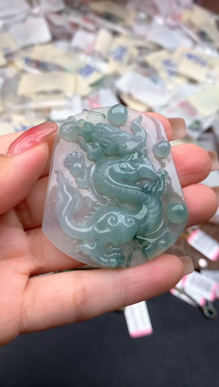 未镶嵌挂件翡翠一