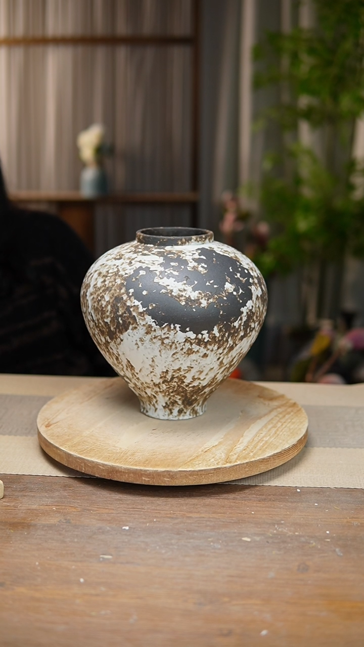 【闪购商品】陶瓷 花器诧寂黑月亮罐