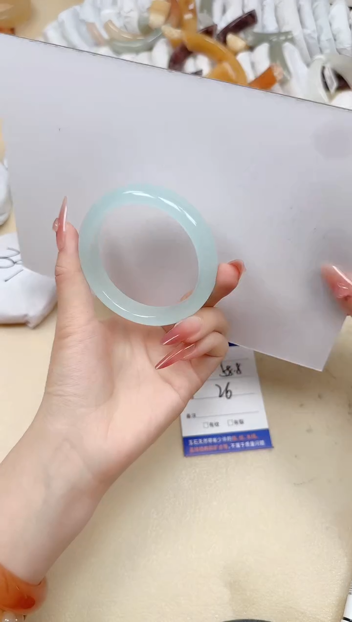 石英质玉手镯未镶嵌109/58.8