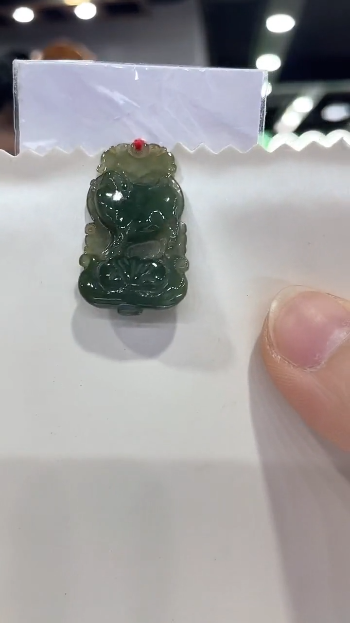 吊坠(不含链)未镶嵌翡翠1