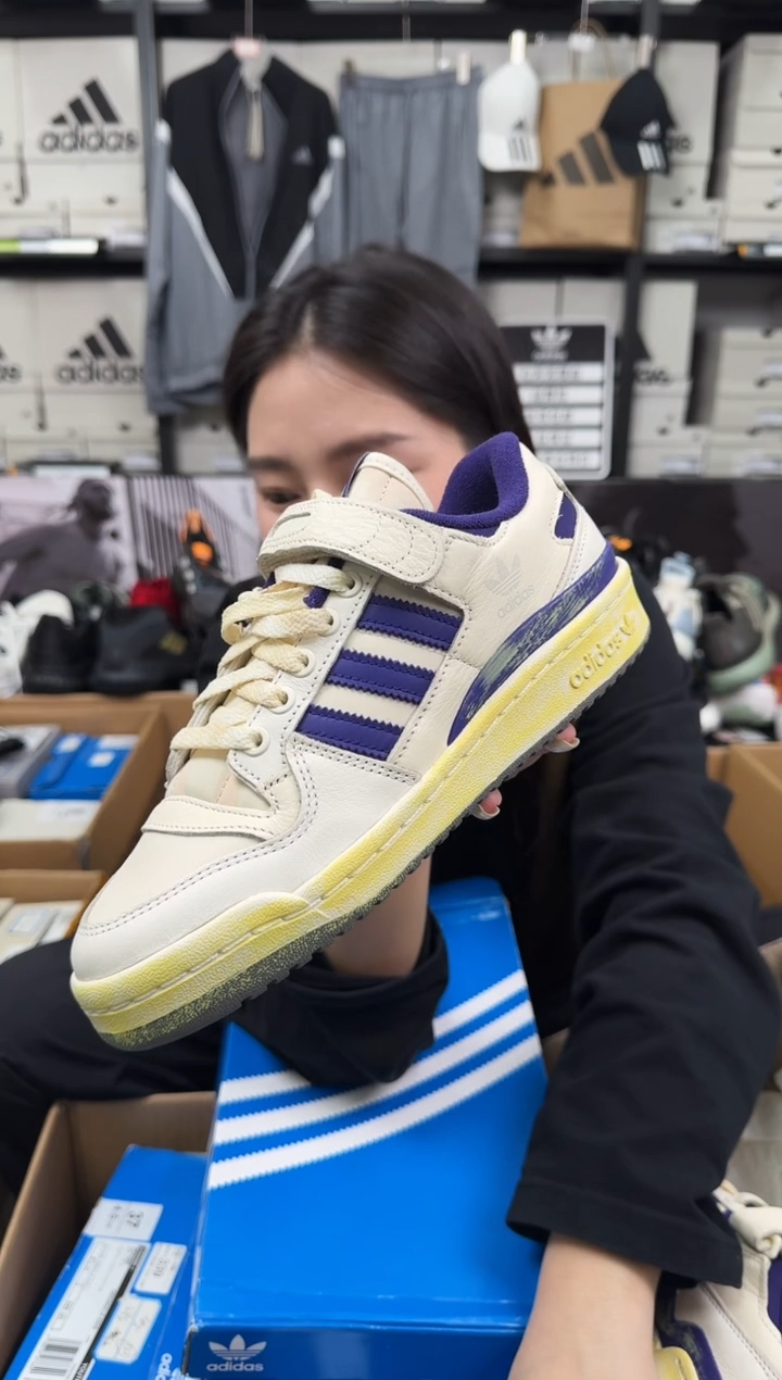 【闪购商品】36.5/44/44.5 阿迪达斯板鞋