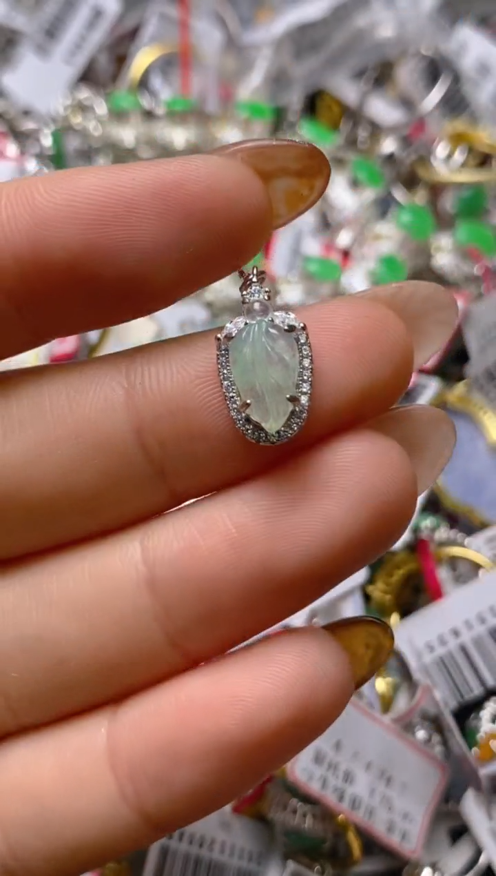 银S925镶嵌戒指翡翠百内无证书