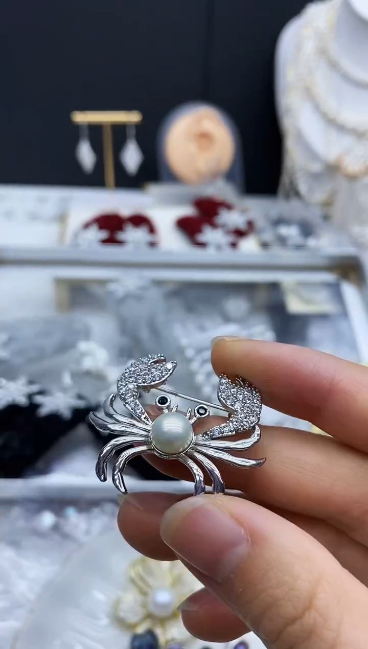 未镶嵌胸饰淡水珍珠胸针