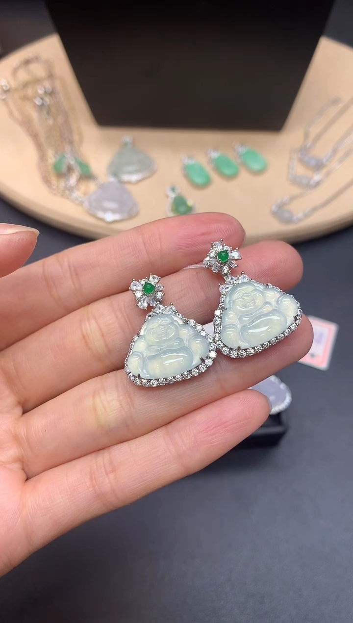 【闪购商品】翡翠吊坠(不含链)银S925镶嵌佛公【多样性发其一】