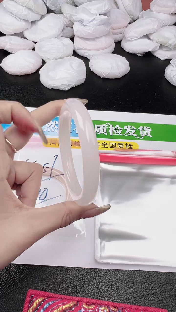 未镶嵌手镯石英质玉圈口 55 56 57