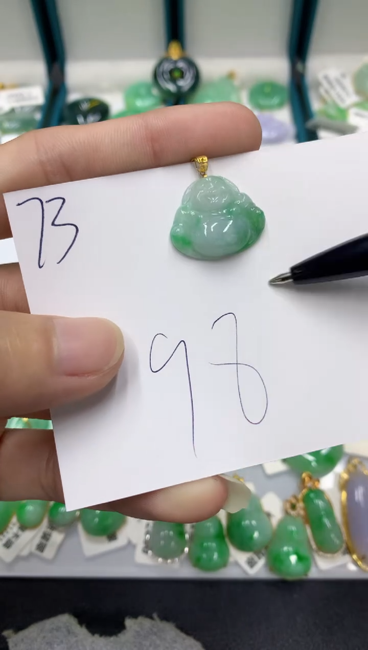 【闪购商品】翡翠颈饰18K金镶嵌翡翠