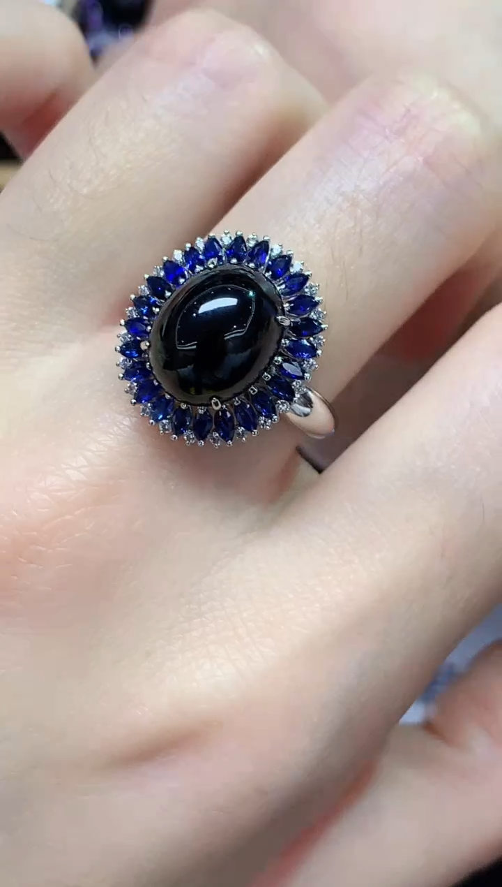 18K金镶嵌戒指翡翠GQY多样性发其一