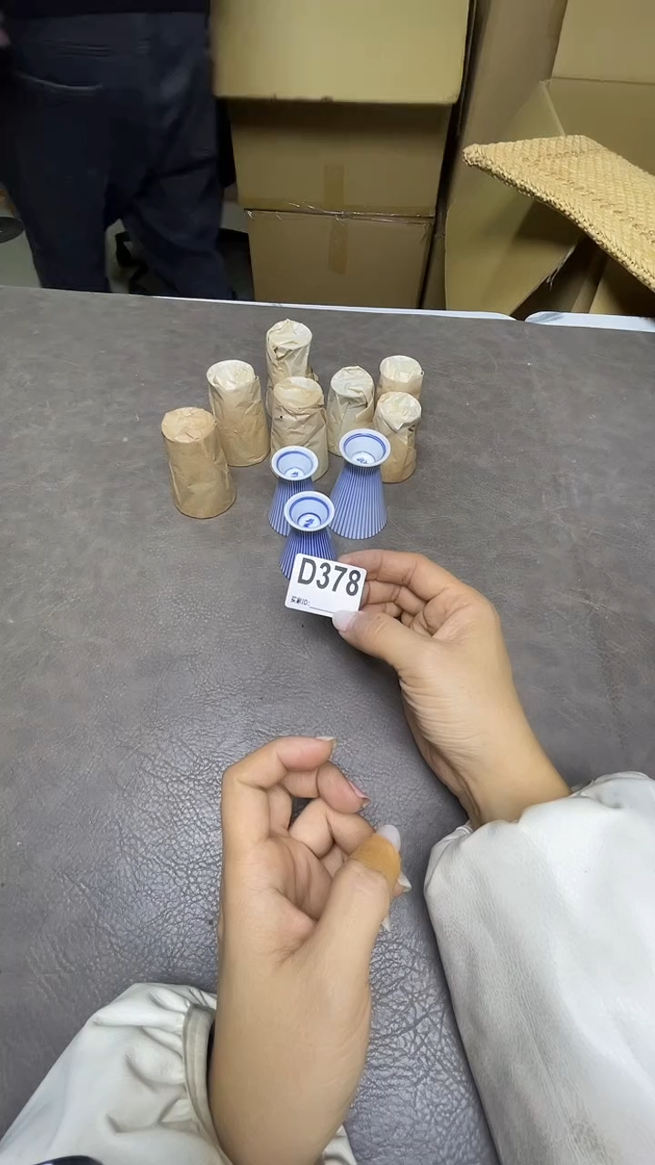 瓷片美**月默认微瑕，谨慎参拍D378