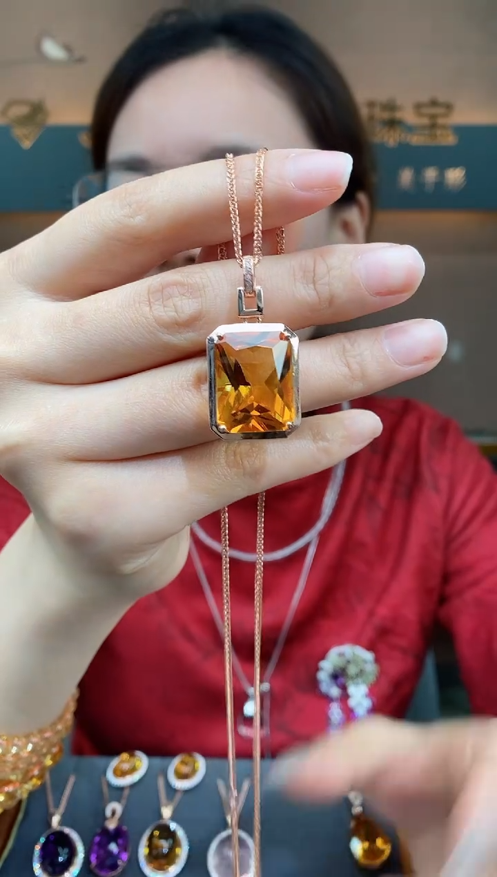 【闪购商品】黄晶吊坠银S925镶嵌黄晶吊坠