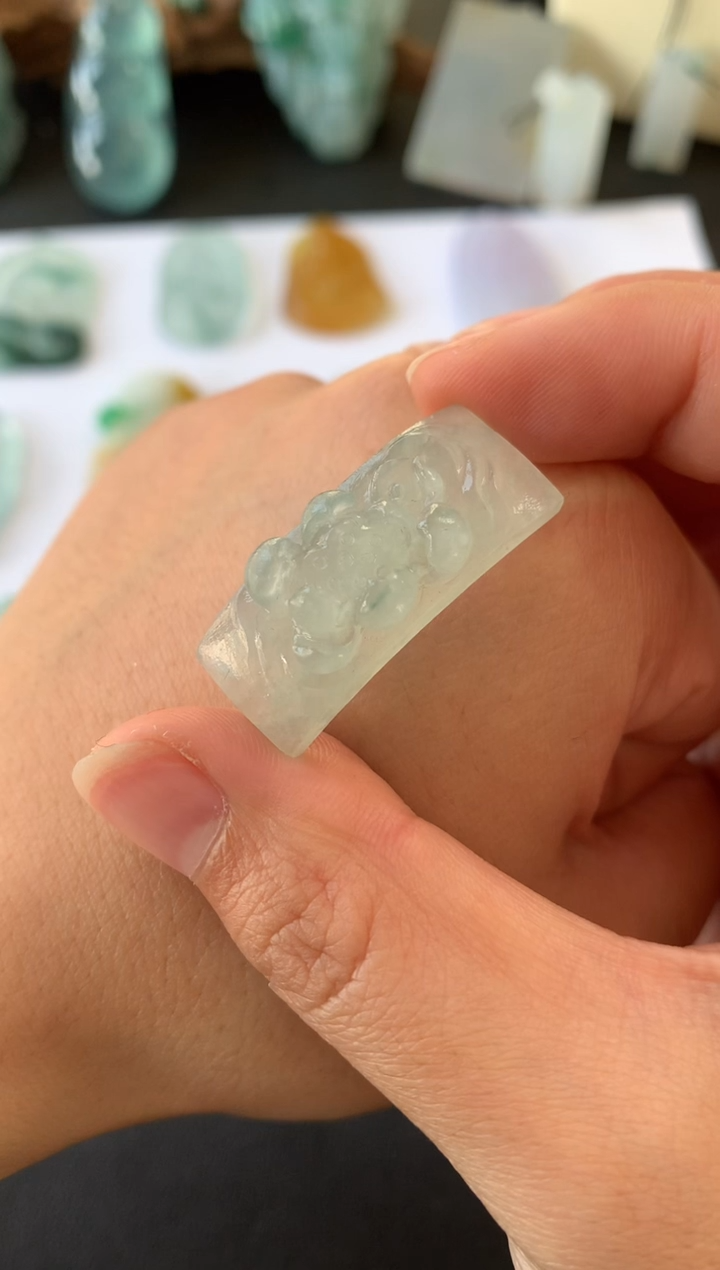 【闪购商品】定制翡翠未镶嵌翡翠