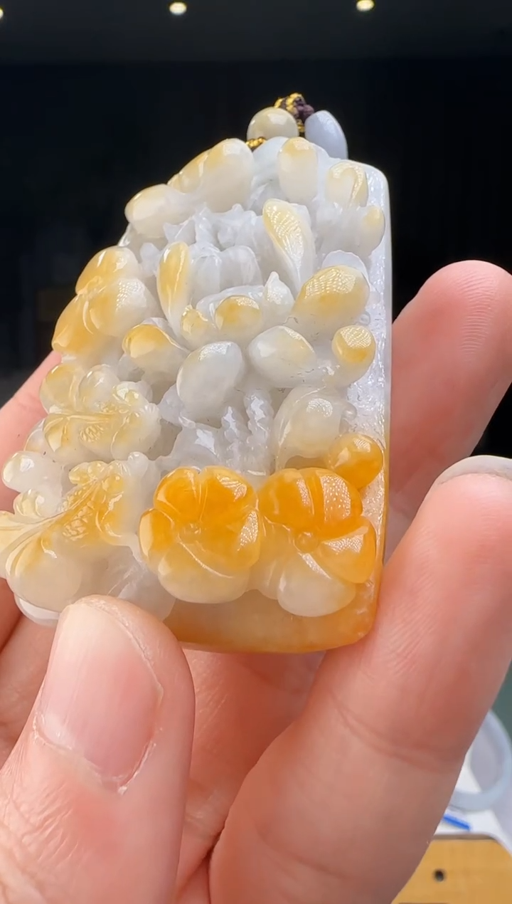 【闪购商品】翡翠吊坠(赠链)未镶嵌DY@@WS1WX26798