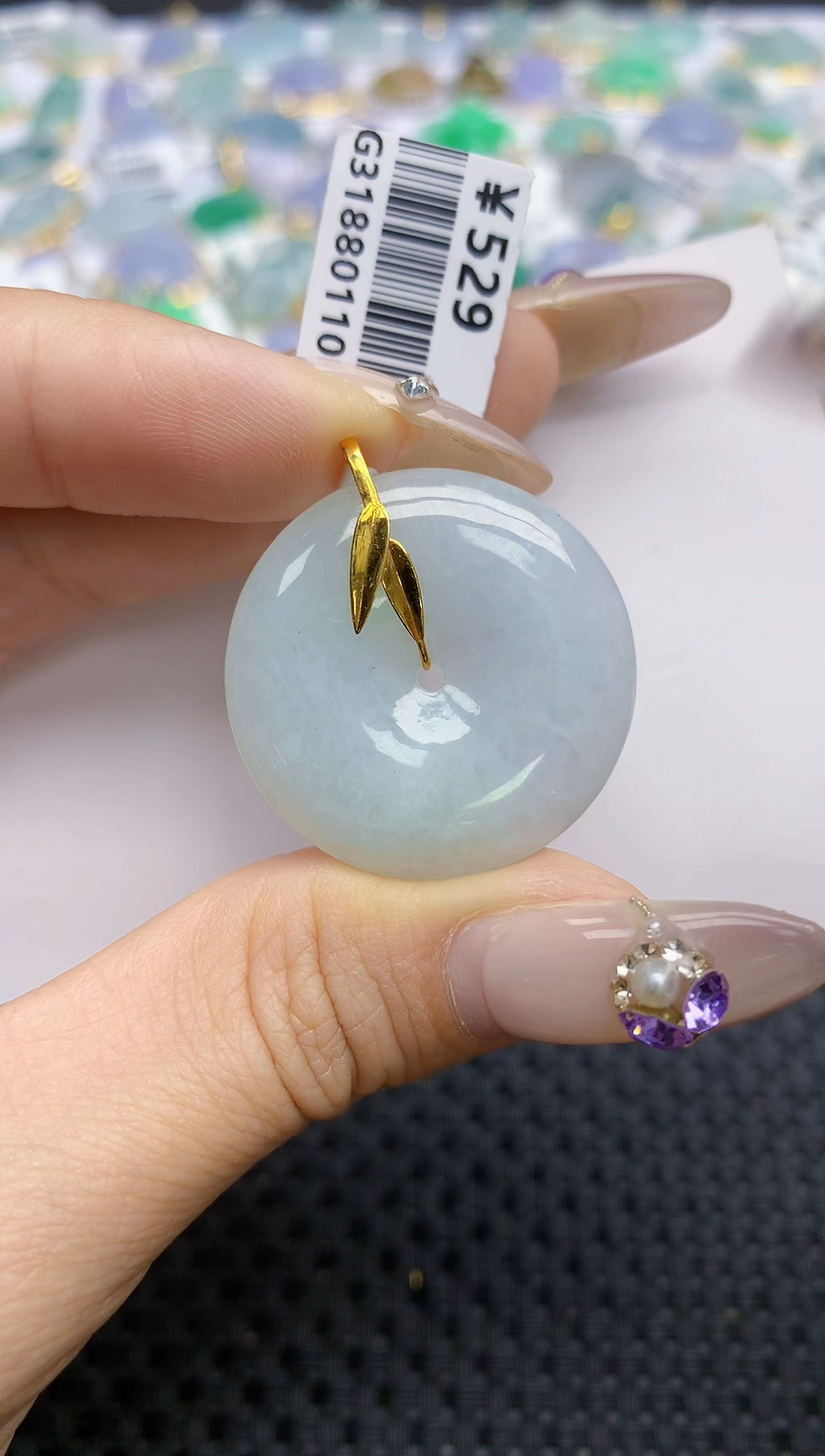 翡翠挂件18K金镶嵌72    天然翡翠A货