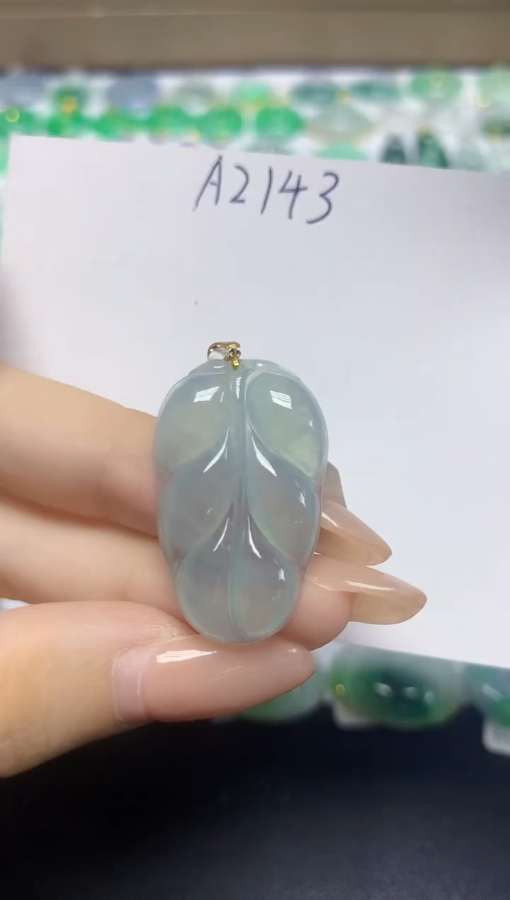 颈饰18K金镶嵌翡翠天然缅甸翡翠A货翡翠百元以上9元证书费自理