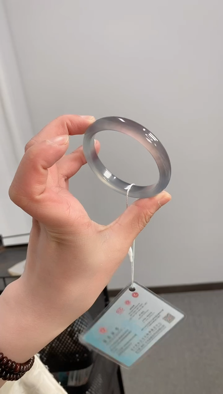 【闪购商品】玛瑙/玉髓手镯未镶嵌53-54圈