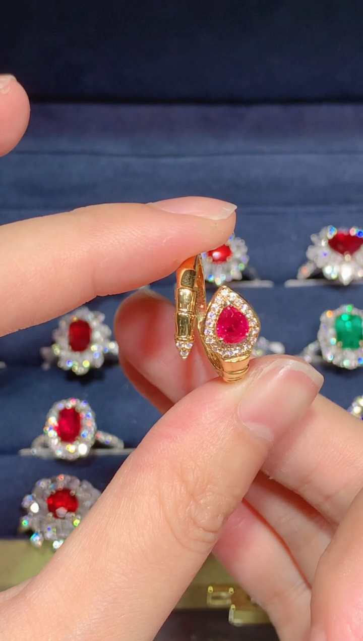 【闪购商品】红宝石戒指18K金镶嵌0.5CT