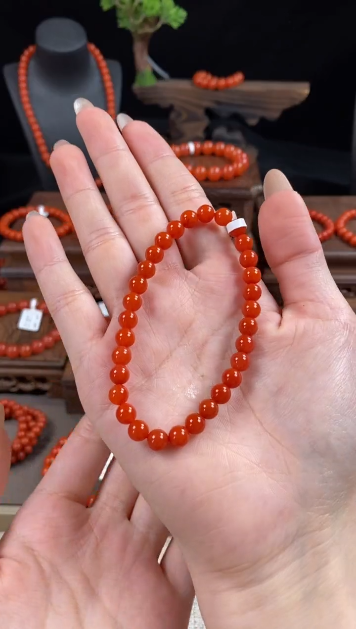 【闪购商品】南红玛瑙手串未镶嵌柿子红6mm+