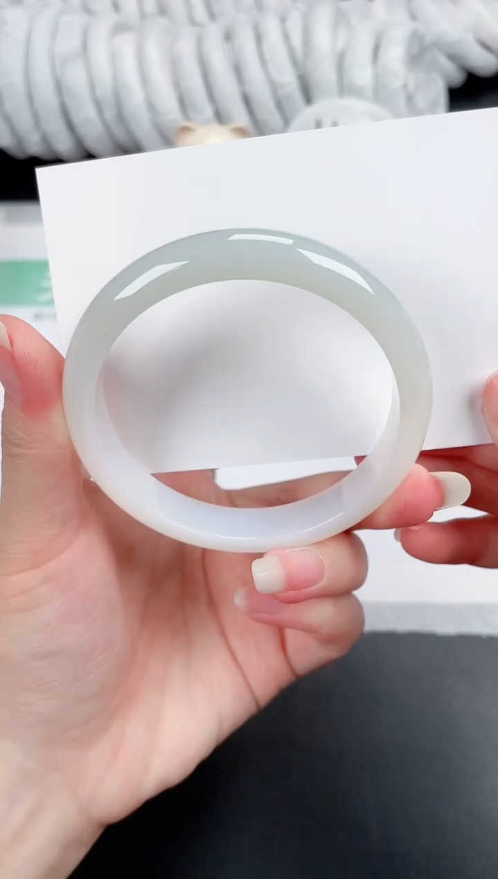 石英质玉手镯未镶嵌97-60.6