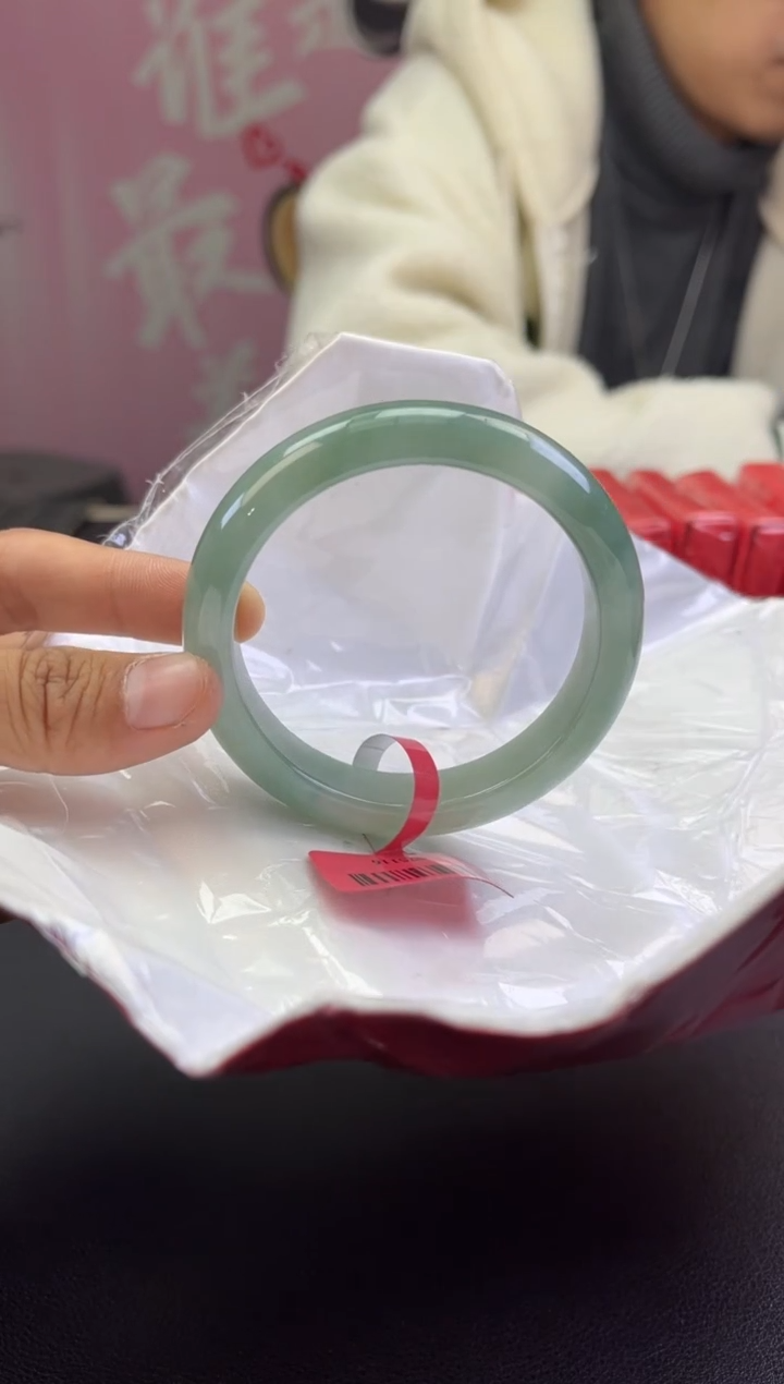 【闪购商品】翡翠手镯未镶嵌翡翠手镯4