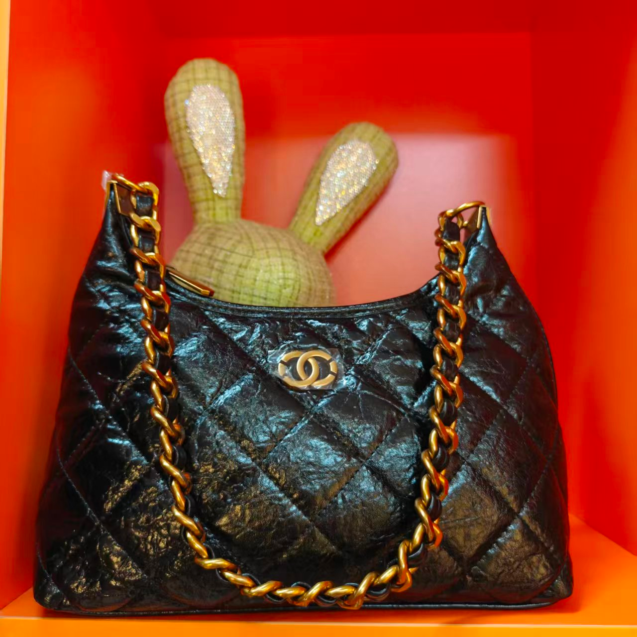 2025新款秋冬季高级感油蜡皮小香风菱格链条单肩手拿包6852黑色