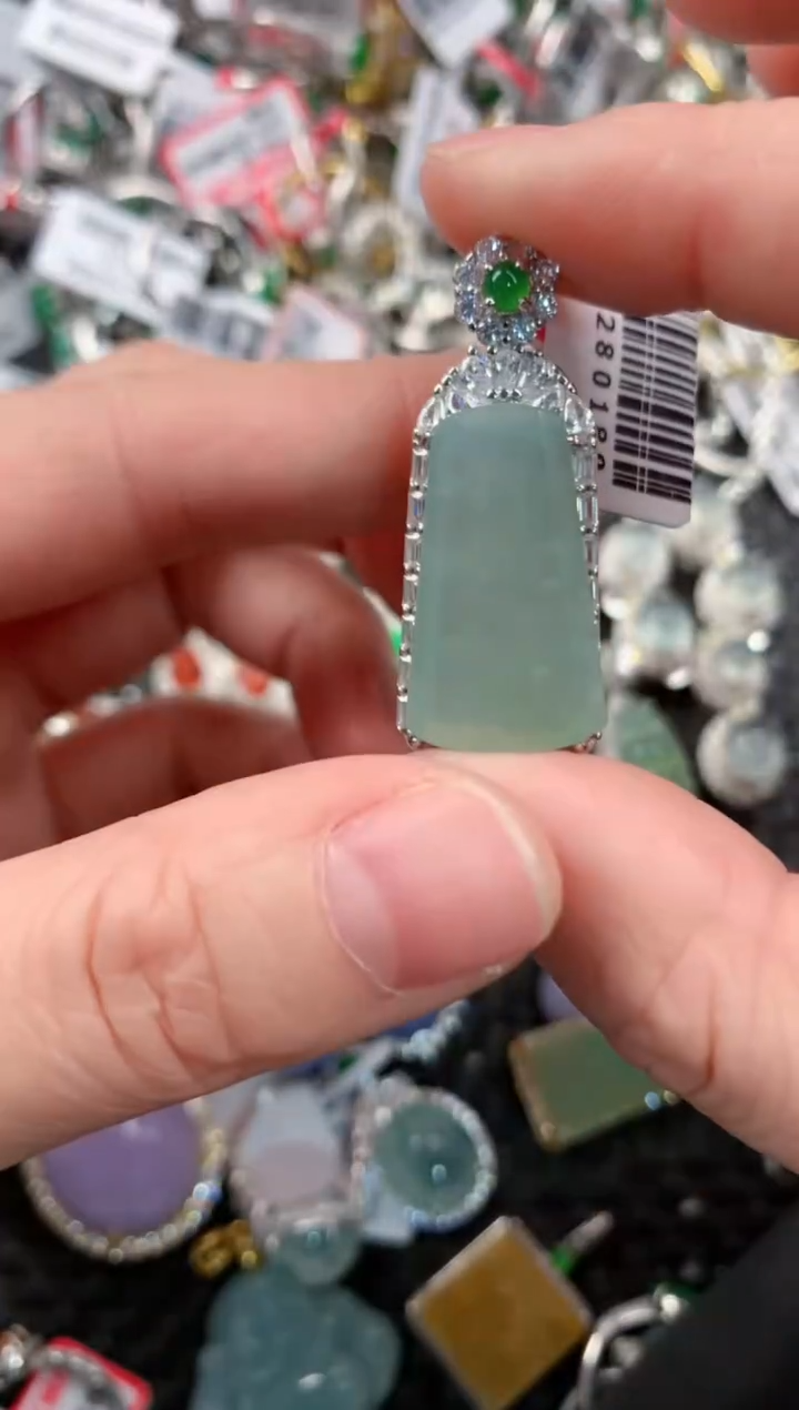 银S925镶嵌戒指翡翠333         3