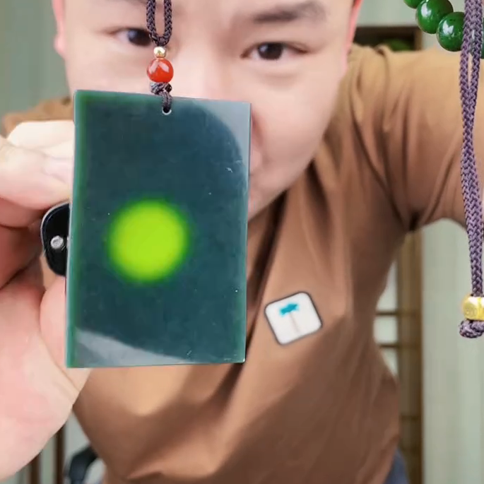 和田玉青玉46无事牌拍一发一，多样性发货！