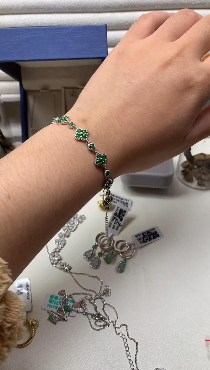 银S925镶嵌戒指翡翠手链1