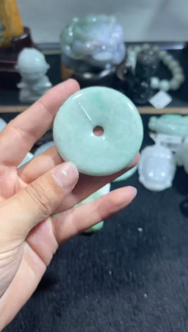 【闪购商品】翡翠颈饰未镶嵌00000059