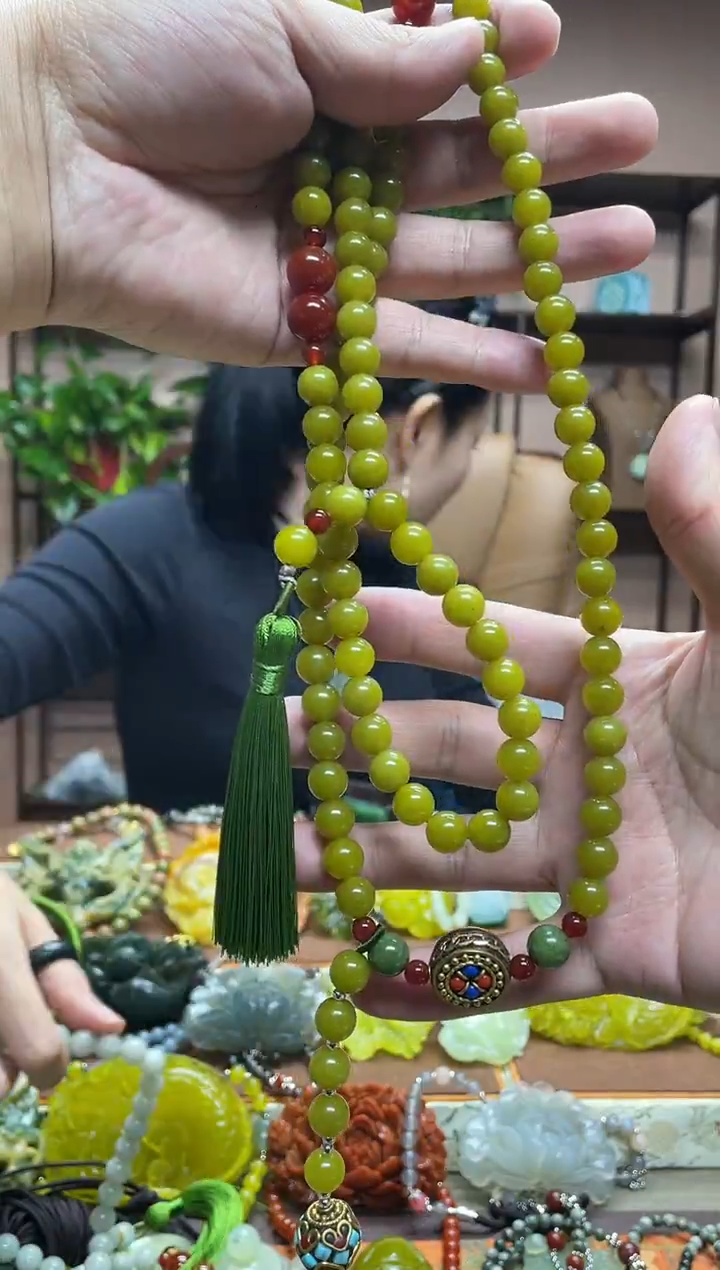 未镶嵌岫玉吊坠·