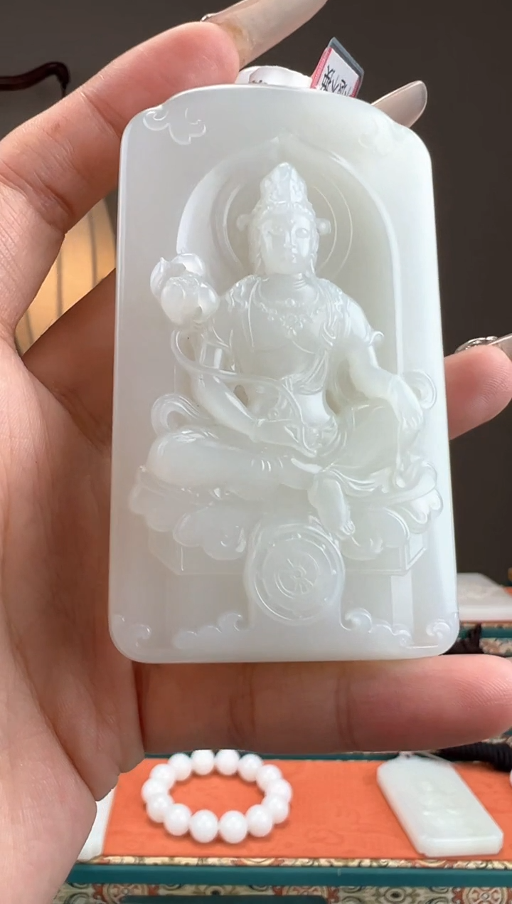 【闪购商品】和田玉颈饰未镶嵌1
