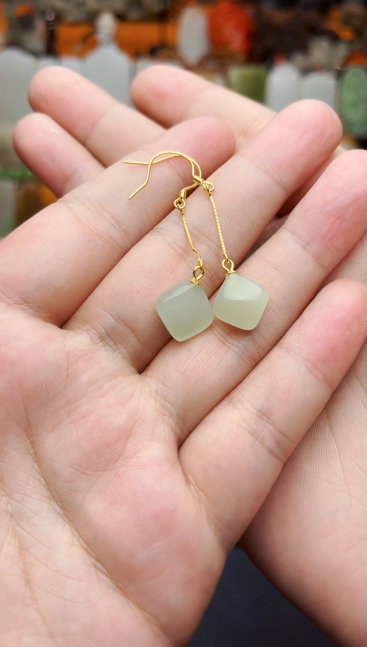 【闪购商品】和田玉耳饰银S925镶嵌方糖耳坠01