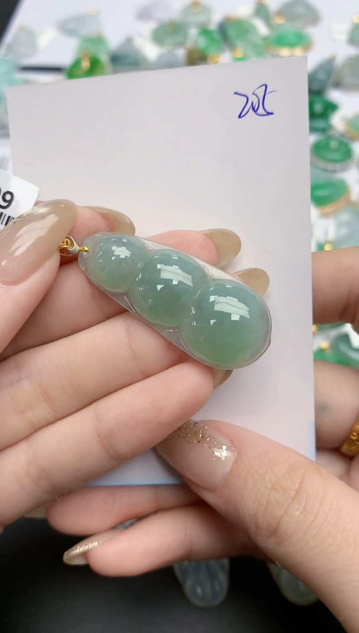 【闪购商品】翡翠颈饰18K金镶嵌天然缅甸翡翠A货