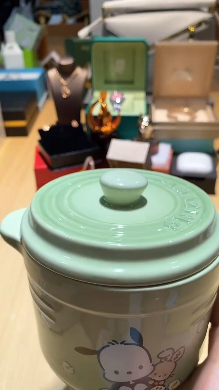 【闪购商品】瓷片锅碗瓢盆一件不剩