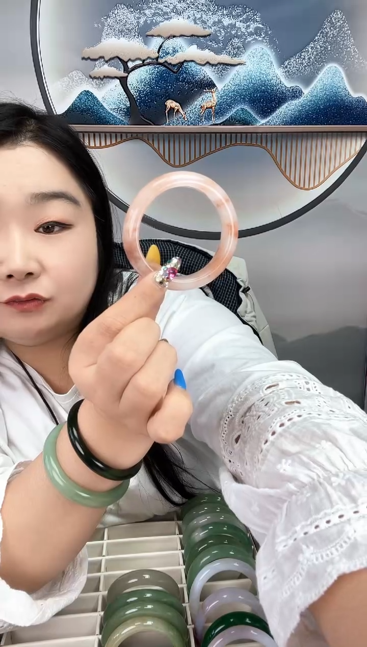 未镶嵌笔尖上的艺术石英质玉笔****术笔尖上的艺术