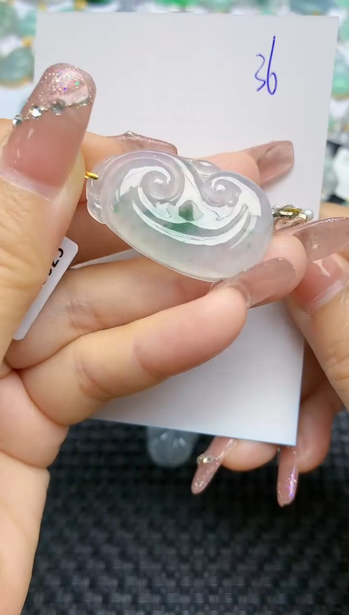 【闪购商品】翡翠颈饰18K金镶嵌天然A货翡翠 36