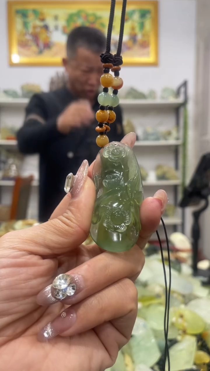 【闪购商品】岫玉吊坠未镶嵌           