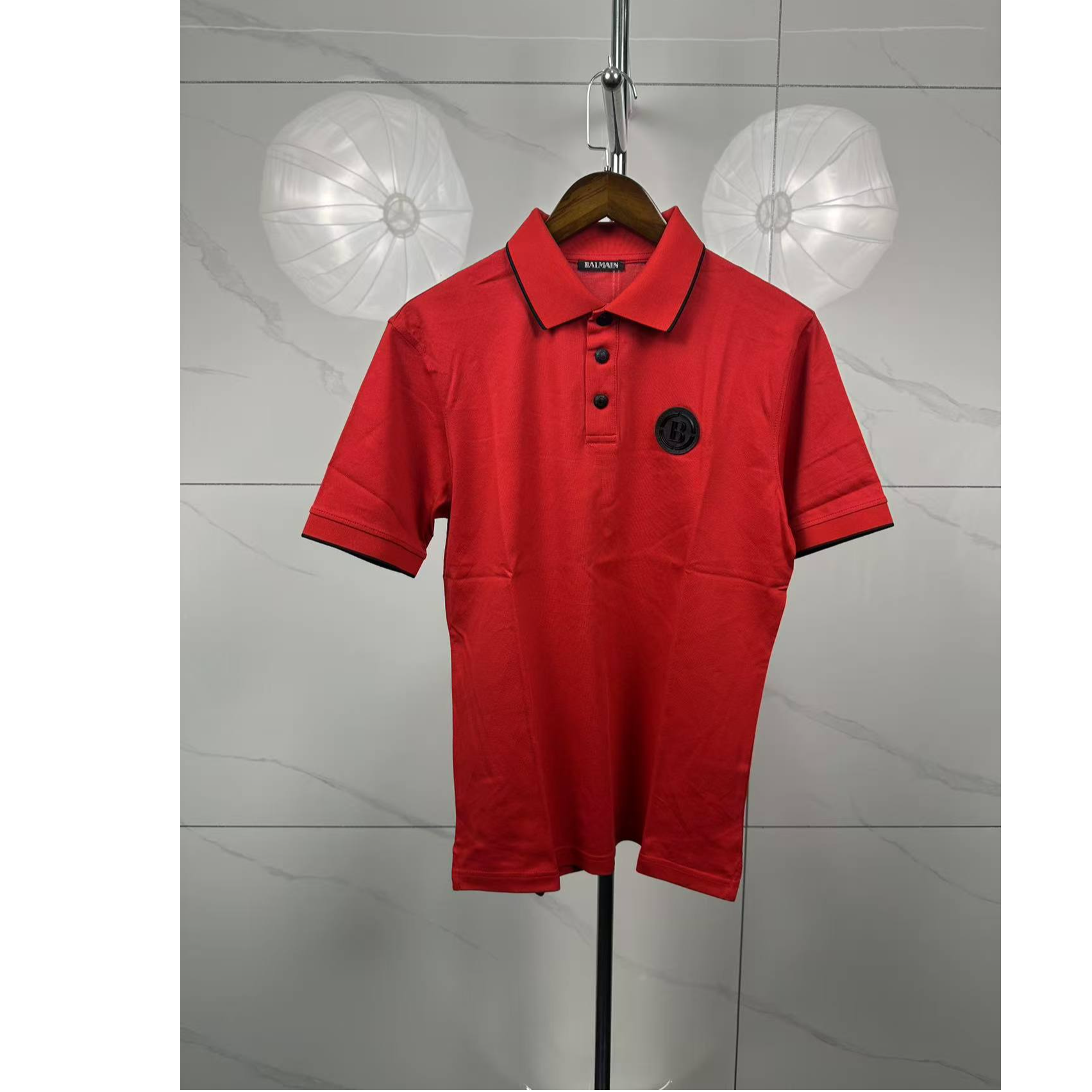99新 BALMAIN/巴尔曼 男士夏季胸口软胶LOGO双色翻领短袖