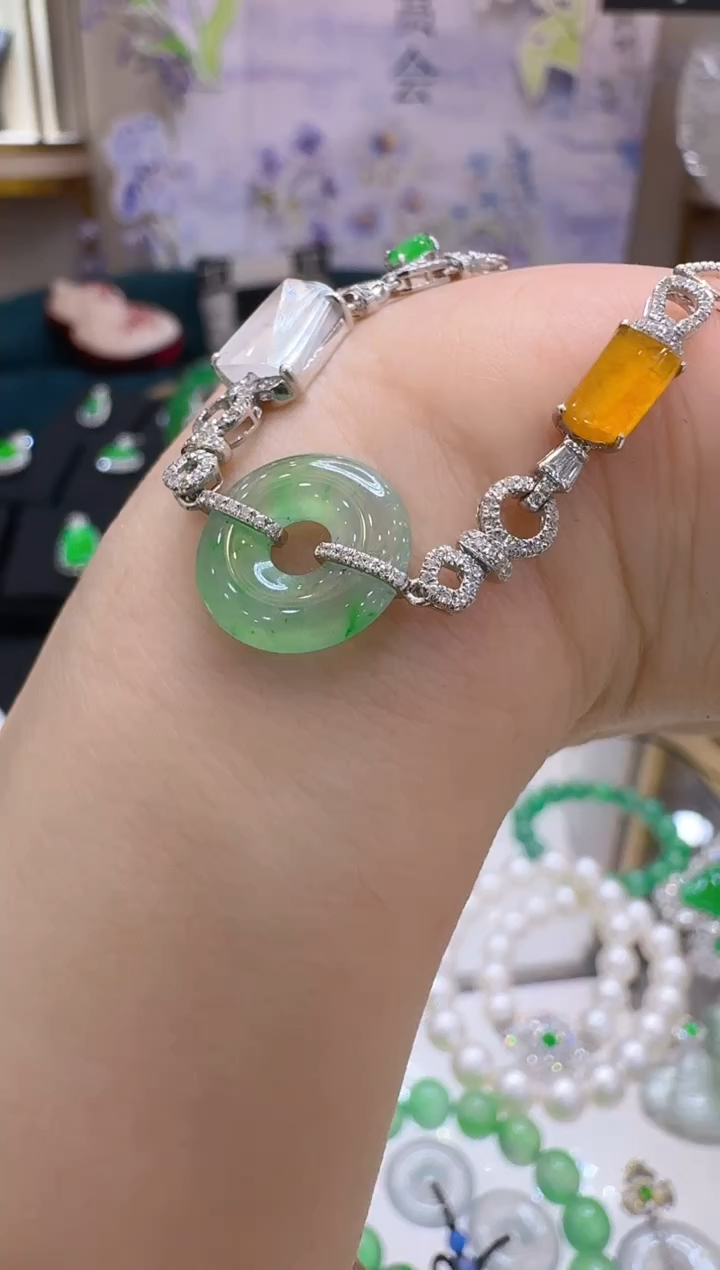 18K金镶嵌手链翡翠多样性团购发一件