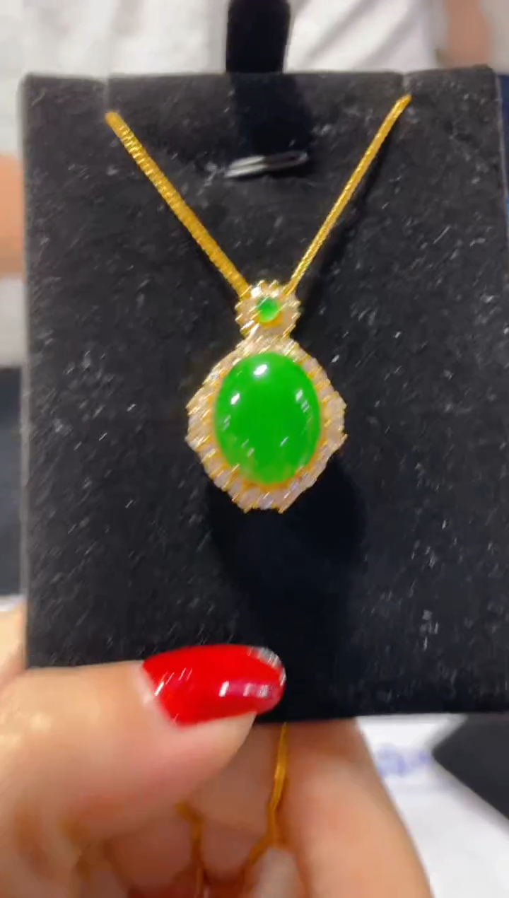 【闪购商品】定制翡翠未镶嵌天然A货翡翠多样性发货拍一发一
