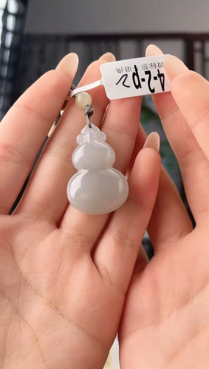 颈饰未镶嵌和田玉葫芦 4-2