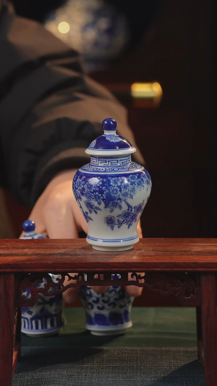 【闪购商品】摆件青花将军罐手工手绘