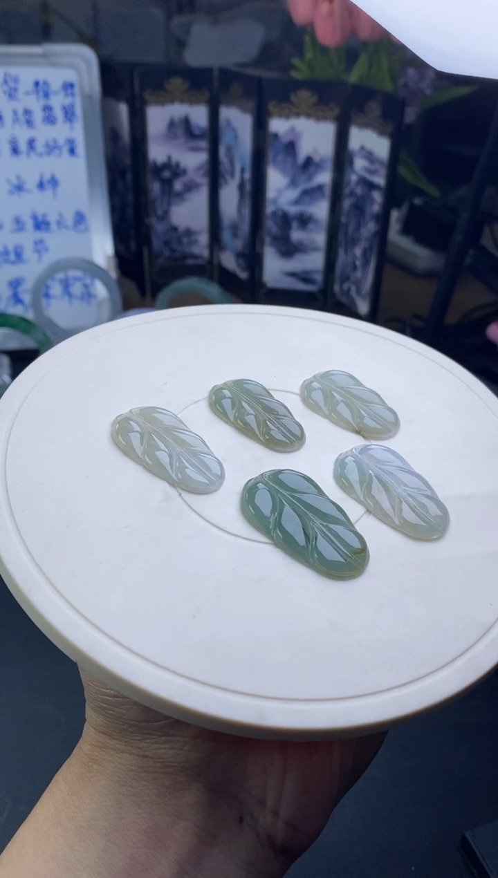 【闪购商品】翡翠颈饰未镶嵌多样性发货 微瑕