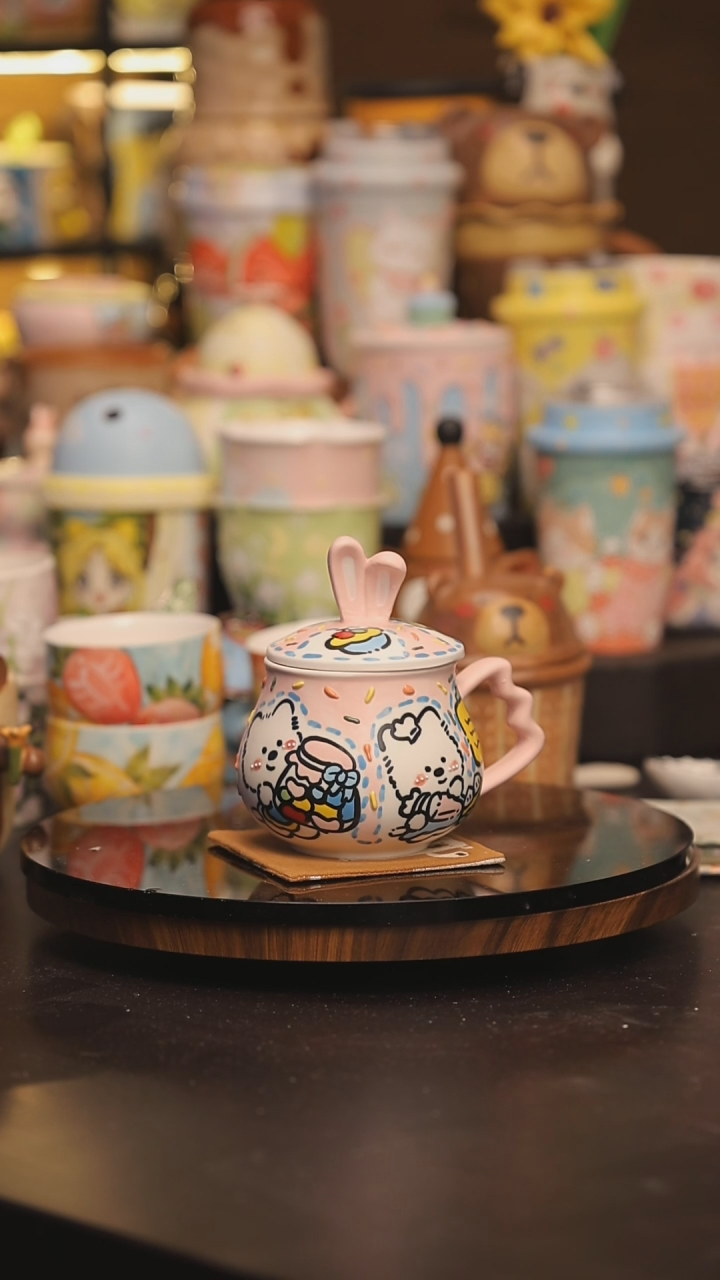 景德镇釉下彩绘设计师款式陶瓷