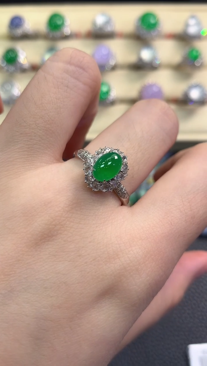 翡翠戒指18K金镶嵌春日珠宝 B153