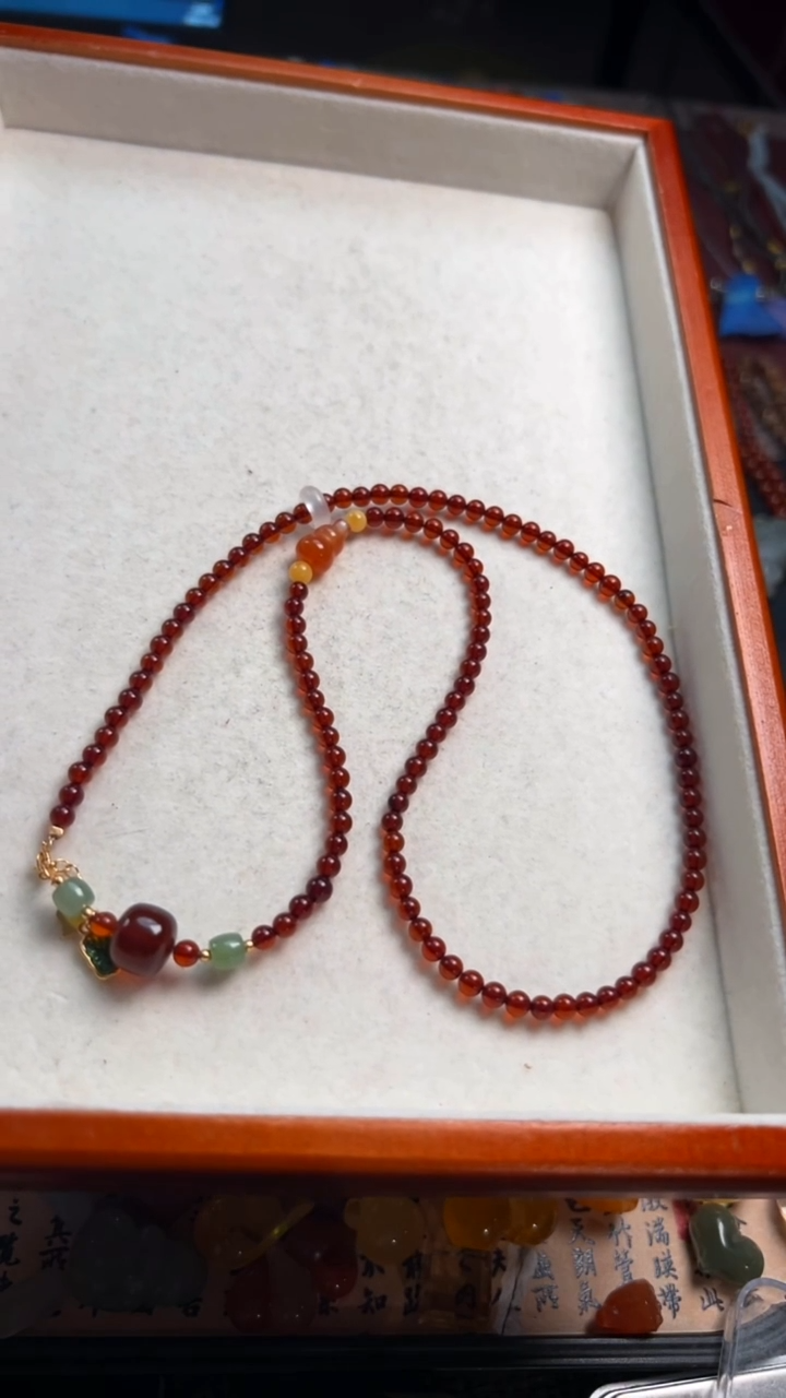 蜜蜡项链未镶嵌血珀多宝项链