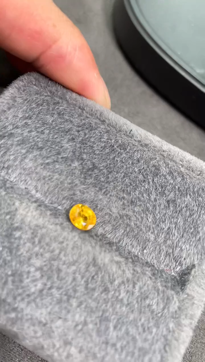 【闪购商品】彩色蓝宝石裸石未镶嵌a-251 1.05ct