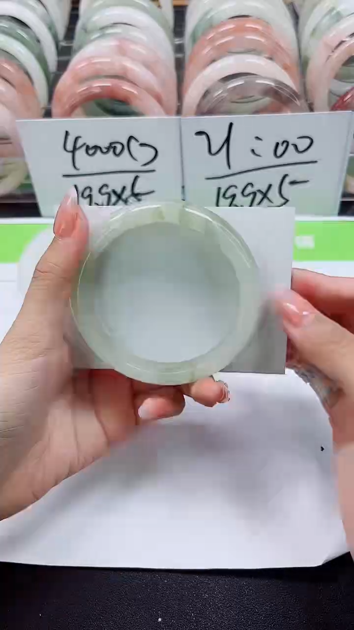 【闪购商品】石英质玉手镯合金A188-59/60