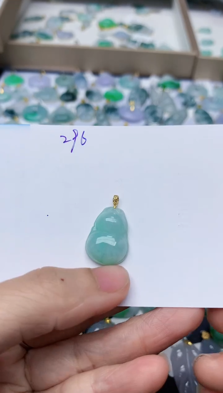 【闪购商品】翡翠颈饰18K金镶嵌天然翡翠A货    